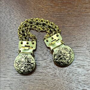 Vintage  Collar Fur Scarf Clip Gold Tone Metal